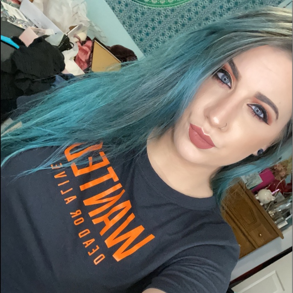 Meet your Posher, Karli🌹